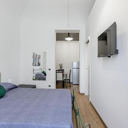 Corso Dei Mille Station Flat With Balcony Apartment Palermo Exterior photo