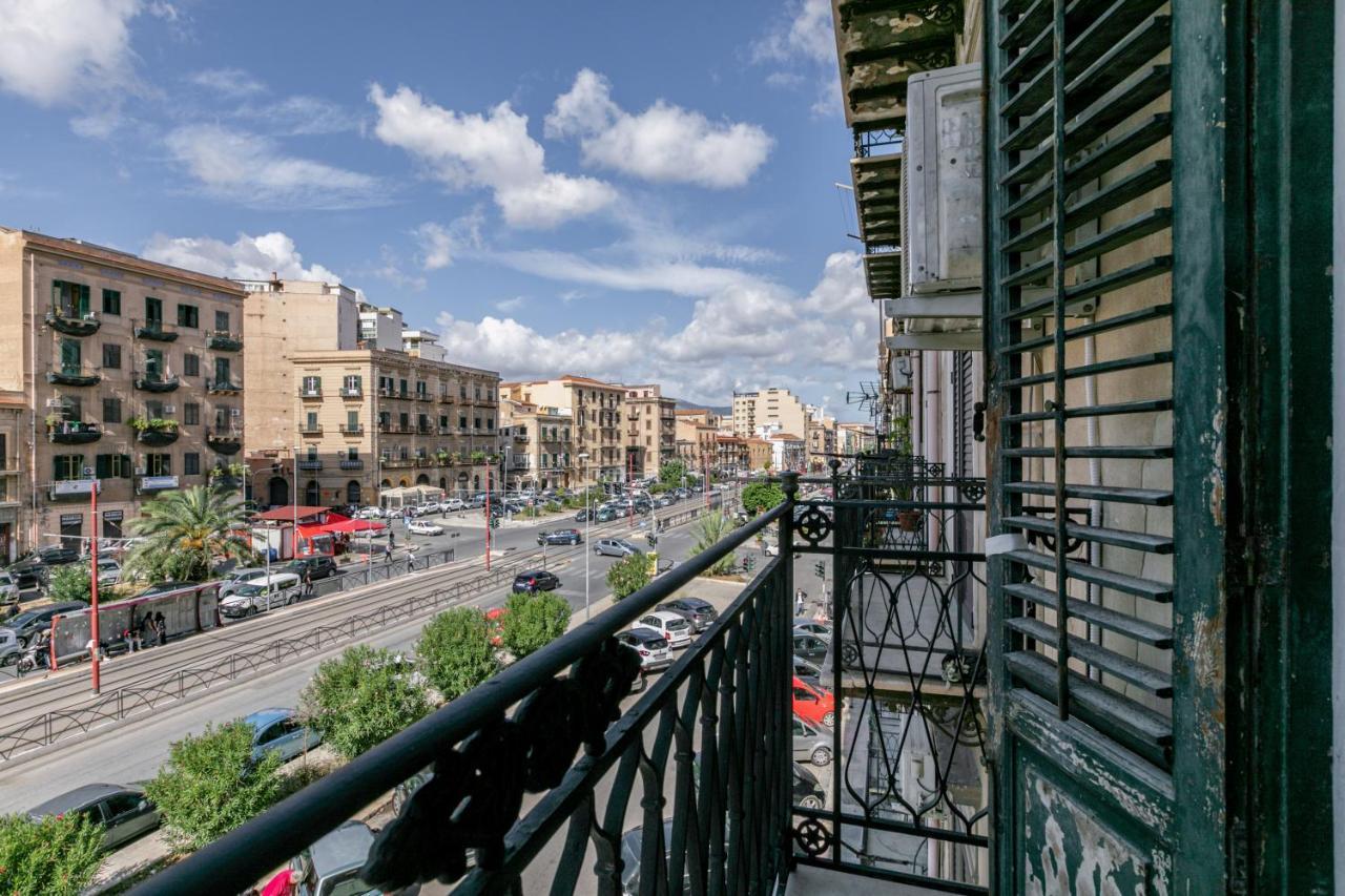 Corso Dei Mille Station Flat With Balcony Apartment Palermo Exterior photo